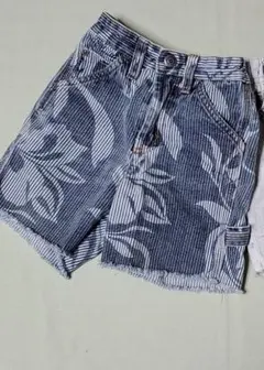 baby GAP　デニムショートパンツ ハイビスカス　12~18M