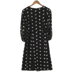 レディース　長袖ワンピース　黒　小花刺繍柄　清楚　L相当