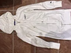 Burberry Blue Label ジップアップパーカー ホワイト