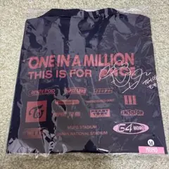 最安値】TWICE モモ THIS IS FOR シャツ 国立 Mサイズ - メルカリ