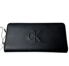 CK ブラック 長財布　エンボス　ロゴ ラウンドファスナー　海外限定品