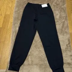 ユニクロ　ウルトラストレッチアクティブジョガーパンツS ブラック