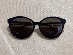 Christian Dior キャットアイサングラス - メルカリ