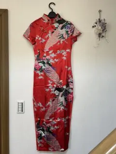 新品　赤い花柄チャイナドレス Ｓ