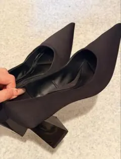 ZARA 23.6/37 黒 ポインテッドトゥ パンプス