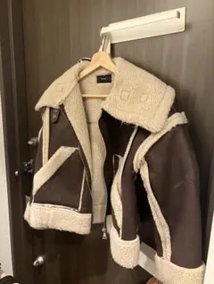 EMODA ブラウンショートムートンコート