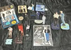 straykids バンチャン アクスタ 展覧会 コンプ - メルカリ