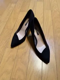 R&E スエード ブラックパンプス