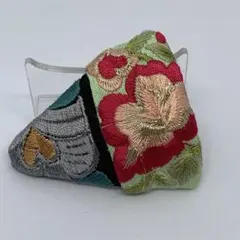 Item thumbnail for item 5f0508c8-b33a-4a08-b7b7-f3eba8996cbb