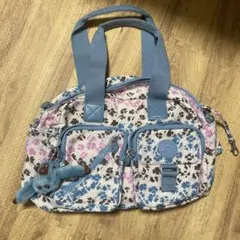 Kipling ショルダーバッグ（チャーム付き）