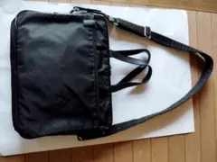 PRADA ブラック小旅行、ビジネス　 ナイロン ハンドショルダーバッグ