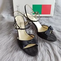 美品 銀座かねまつkanematsuリボン黒サンダル24.5Dアンクルストラップ