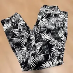 【新品】UNIQLO プリントクロップドレギンスパンツ 6M