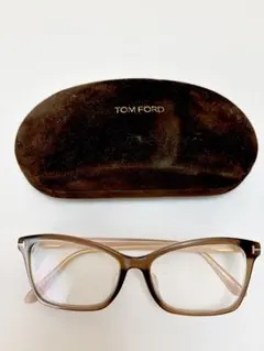 TOM FORD スクエアサングラス グラデーション ブラットピット着用