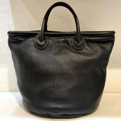 【美品】PAPILLONNER SEAU バケツトートレザーバッグ　黒のサムネイル
