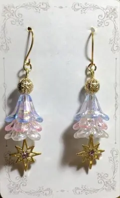 【CH08】クリスマスツリー風ハンドメイドピアス/イヤリング