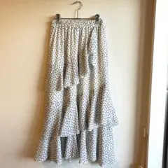 OLIVE des OLIEVEフリル花柄ロングスカートアシメトリーティアード