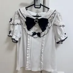 新品タグ付き シェグリット セーラーカラーパフブラウス - メルカリ