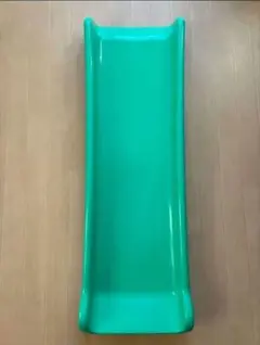 흰색 장난꾸러기 체육관 슬라이드 파트
