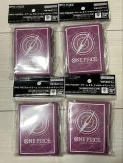 ワンピースカード　スリーブ　4つ