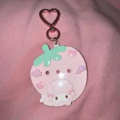 ピアノちゃん いちご ストラップ キーホルダー ネームプレート(ハートと羽付き)