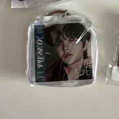 TREASURE ジフン popupカプセルトイ 顔アクキー