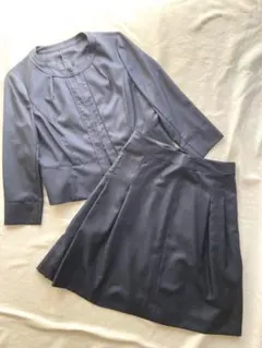 23区　大きめサイズ44 ノーカラーセットアップ　フレアスカート　ネイビー　美品
