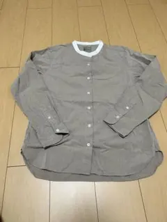 無印良品 スタンドカラーシャツ ベージュ Lのサムネイル