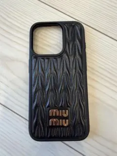 正規品！miu miu ブラック iPhoneケースのサムネイル