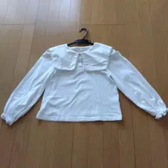 ホワイト長袖シャツ パール襟付き