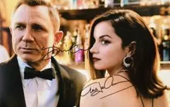 オードリー・ヘプバーンとジョージペパード直筆サイン入り超大型写真
