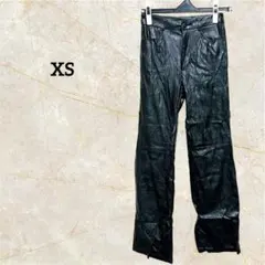 黒 ブラック フェイクレザー 合成皮革 パンツ 細身【XS】