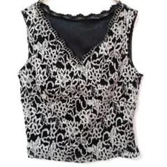 J&R ブラック 花柄刺繍ノースリーブ ベスト トップス おしゃれ M