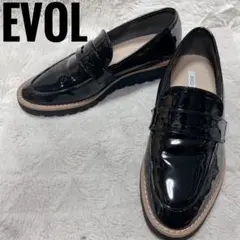 EVOL 24.0 ブラック　コインローファー　エナメル　レディースのサムネイル