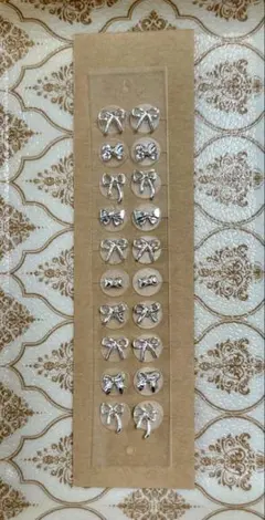 No.6 シルバーリボンの耳ツボジュエリーシール