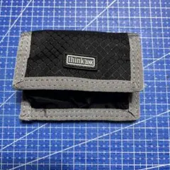 シンクタンクバッテリーDSLR Battery Holder2