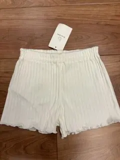 ブランシェス　リブ編みアイボリー　ショートパンツ　140cm