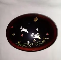 松浦ナオコ　うさぎとさくらんぼの絵皿 　新品未使用 みりん様専用 松浦ナオコ うさぎとさくらんぼの絵皿 新品未使用 - メルカリ
