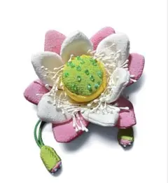 キララ　ちりめん細工　蓮の花のお地蔵様　八重桜 キララ様専用 ちりめん細工 蓮の花のお地蔵様 八重桜 - メルカリ