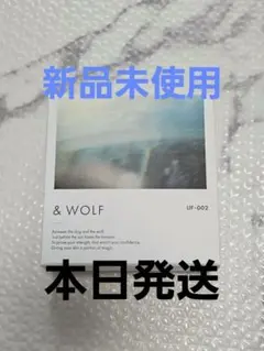 & WOLF UF-002 リキッドファンデーション light beigeのサムネイル