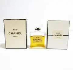 【ヴィンテージ】CHANEL No.19 香水 EXTRAIT T.T.P.M.