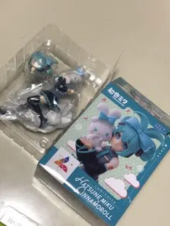 初音ミク　シナモンロールフィギュア