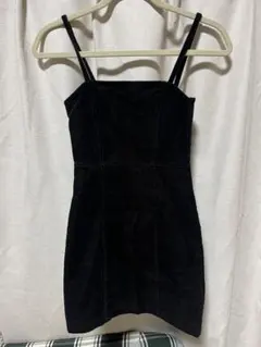 H&M ブラックキャミワンピース EUR 32