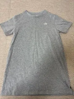 【新品3回着用】THE NORTH FACE グレー Tシャツ 130