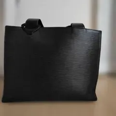 Louis Vuitton ショルダーバッグ