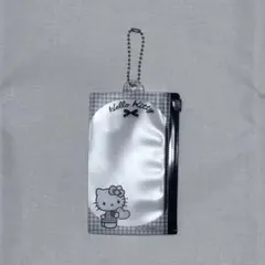 ハローキティ サンリオ チェーン付ファスナーケース