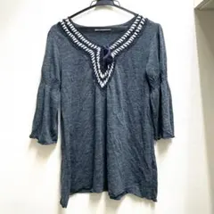 390 BELLEMAISON ダークグレー Vネックチュニック Mサイズのサムネイル