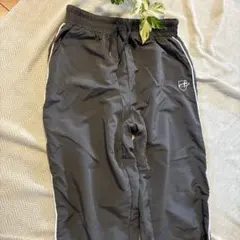 SHEIN シーイン ナイロンパンツ カーキ