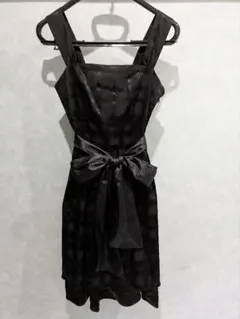 メトリーゼ　パーティードレス