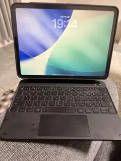 最終お値下げ】Apple iPad 第4世代本体 キーボード付き - メルカリ